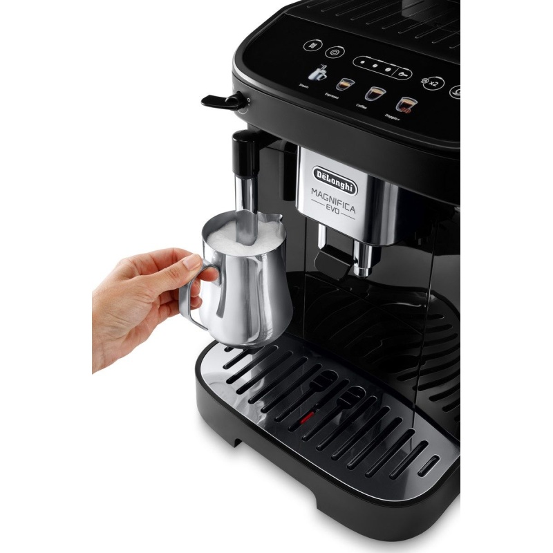 DeLonghi Magnifica Evo Coffee Machine 6